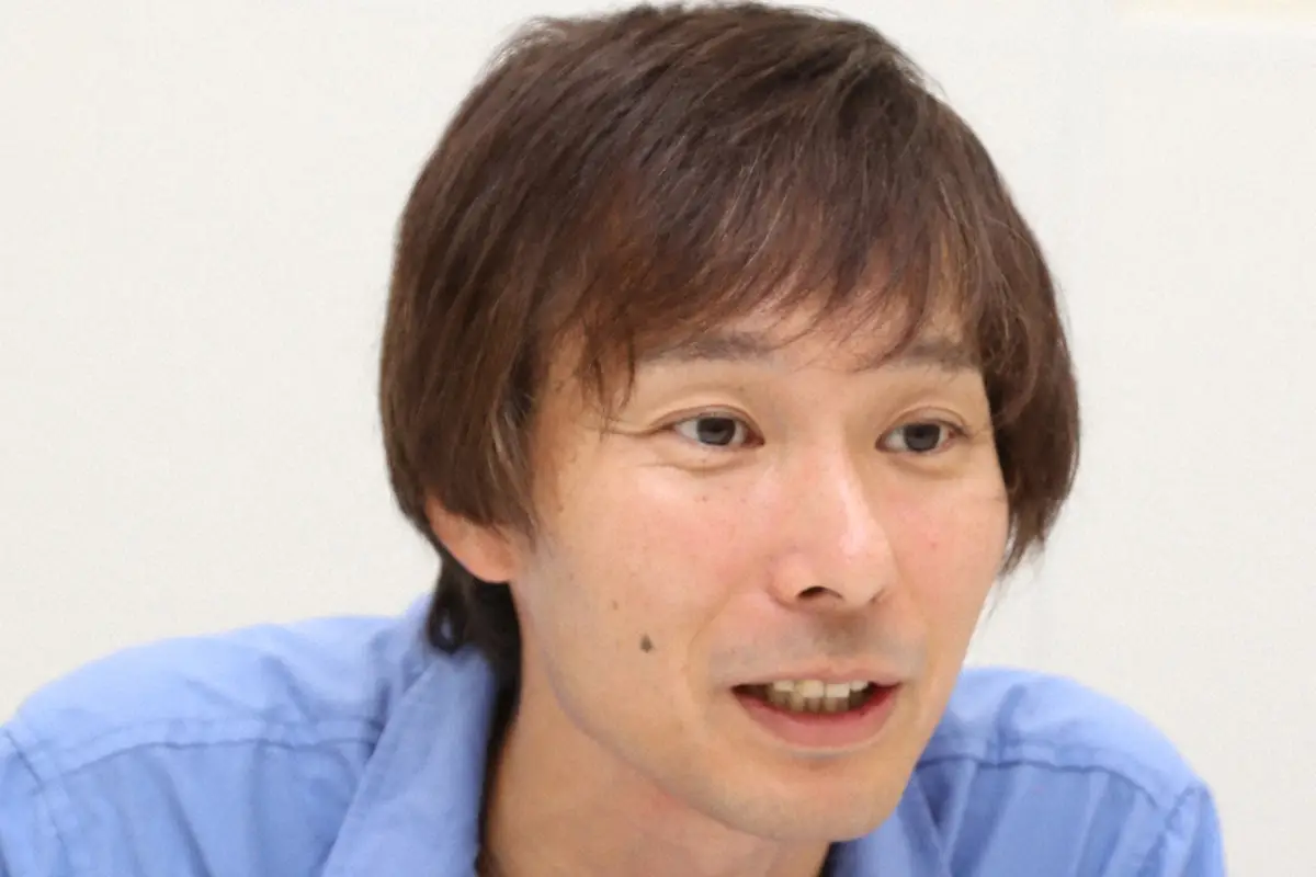 【芸能】“ごみ清掃芸人”が警告「くれぐれも個人情報は袋の中に入れない方がいい」　自身もシュレッダー買った過去